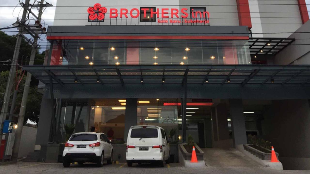 Brothers Inn Sukoharjo Exteriér fotografie